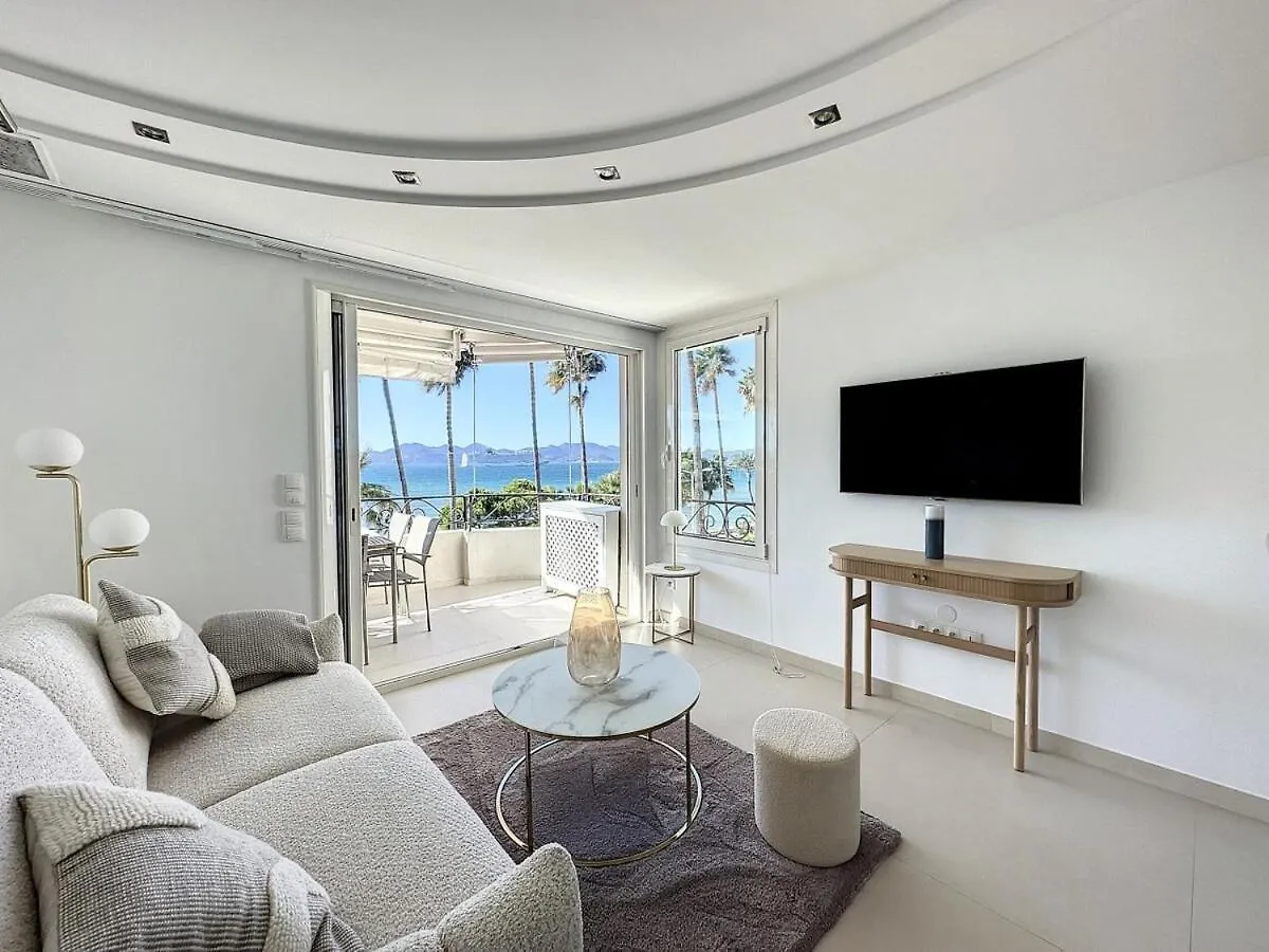 Modern 2-Bedroom Stunning Sea View On La Croisette كان